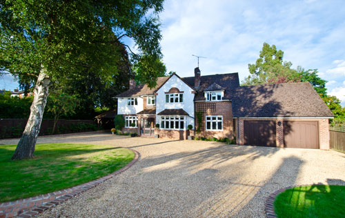 What Are the Disadvantages of Resin Driveways?